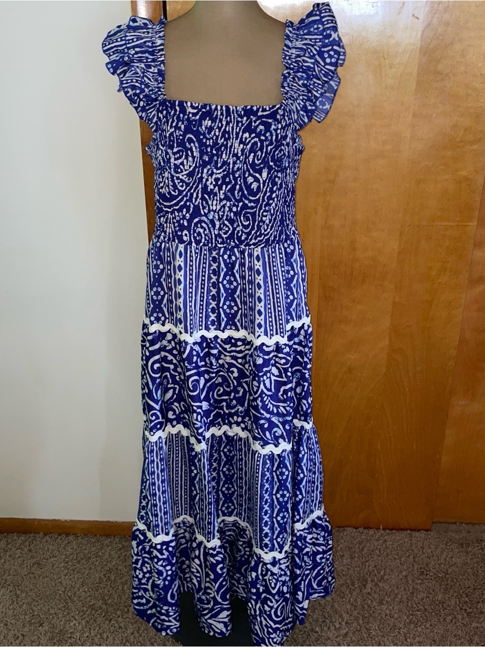 Blue Patterned Smocked Maxi Dress with‎ Ruffled Straps XL